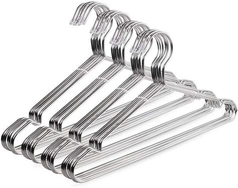 Hanger 2 .